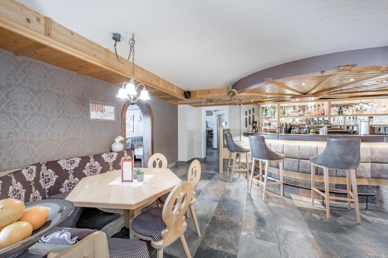 אוברגורגל Burghotel Alpengluehn מראה חיצוני תמונה