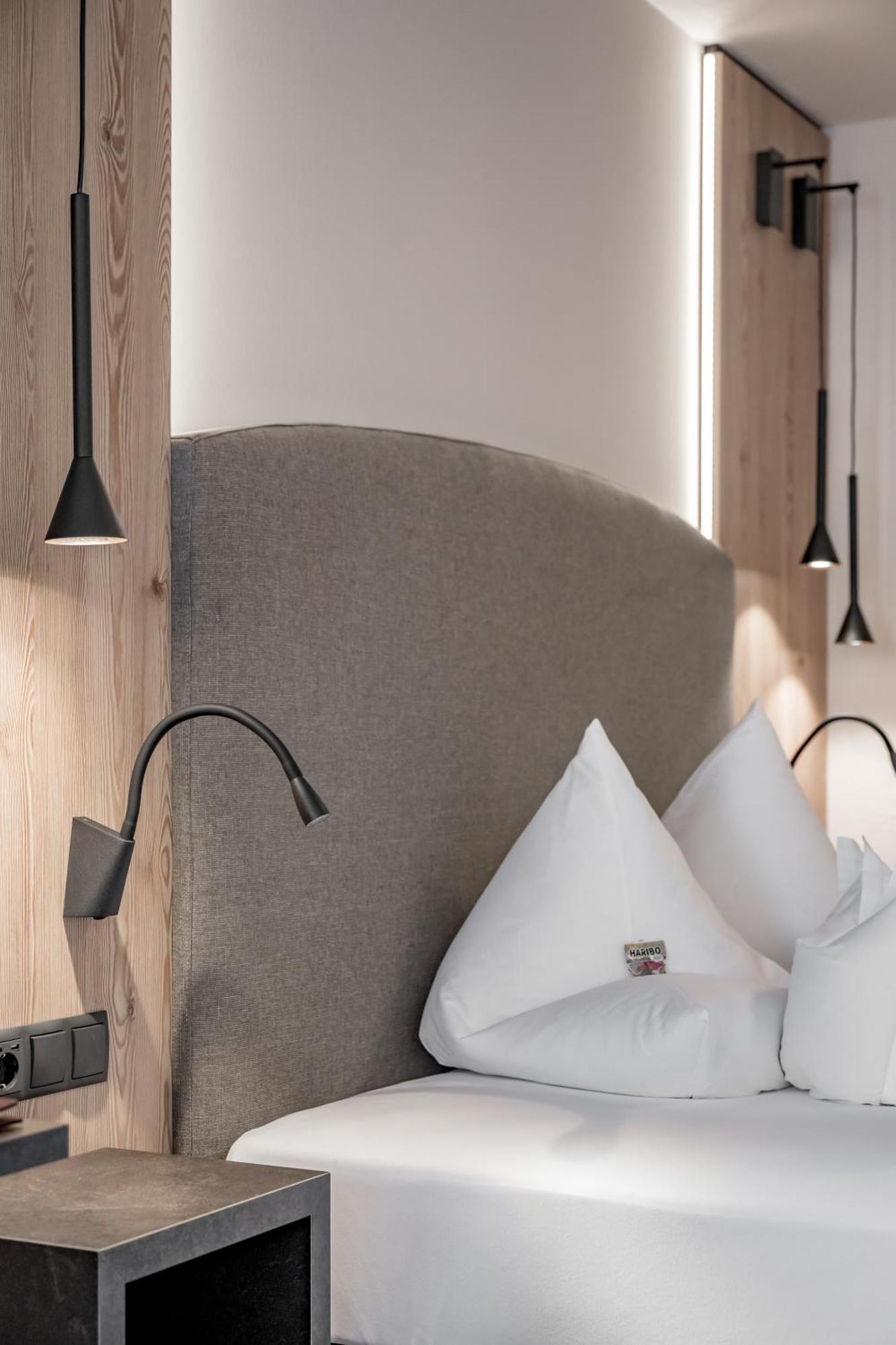 אוברגורגל Burghotel Alpengluehn חדר תמונה