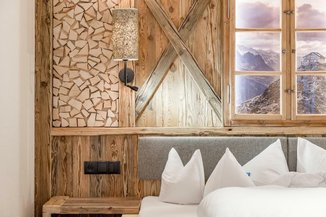 אוברגורגל Burghotel Alpengluehn מראה חיצוני תמונה
